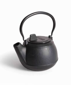 CAMPFIRE KETTLE CAST IRON 1.9L (2 Quart)