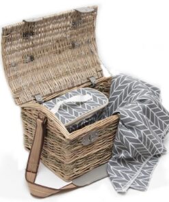 Classic Picnic Basket