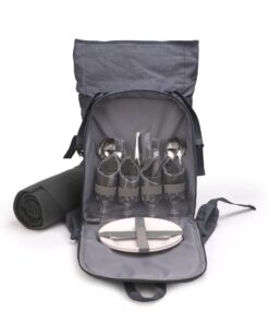 Retreat 4 person picnic backpack with fleece picnic blanket 1.3 x 1.2 m